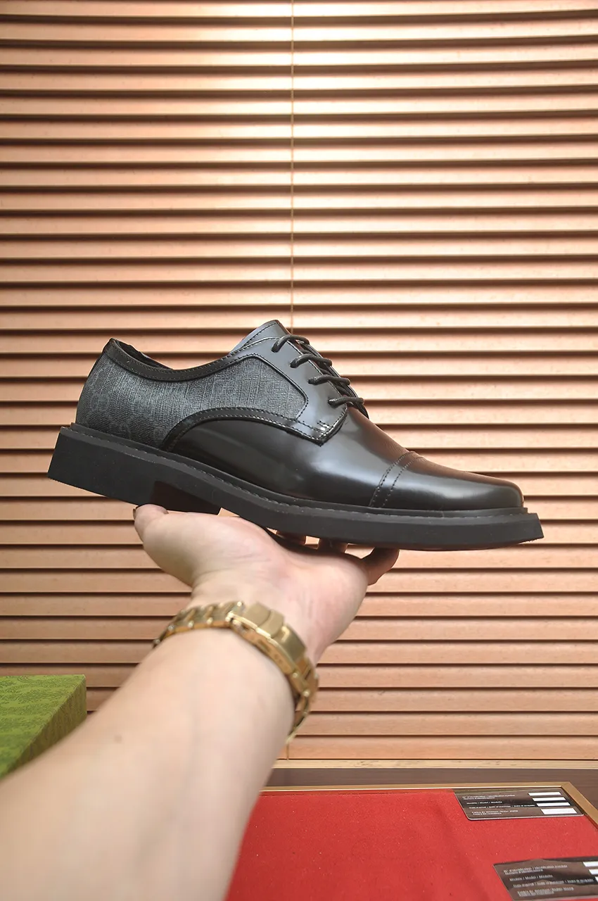 Men's shoes💰540💶Italy's top luxury men's shoe giant (GUCCI) (Gucci) (full cowhide lining) new arrival🍃Original European style🔰 Pleasant to the eye😍In order to make the shoes more durable and non-deformable🌀The production continues to follow traditional methods but there is still no lack of innovation💪Choose original sheepskin for the leather♻️ Smooth and natural And extra bright ⭐Made of imported cowhide, the first choice of rich people 38-45 (45 customized)